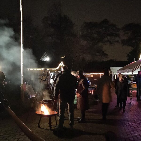 Lichtjeswandeling Sint Pancras bij de kinderboerderij 2-1-2025