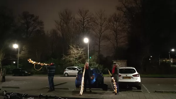 27-12-22 blazen bij de Geist tijdens de lichtjeswandeling in St. Pancras