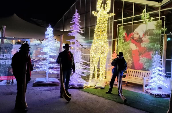 Optreden bij tuincentrum de Boet in Hoogwoud 11-12-2024