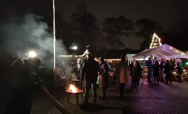 Lichtjeswandeling Sint Pancras bij de kinderboerderij 2-1-2025